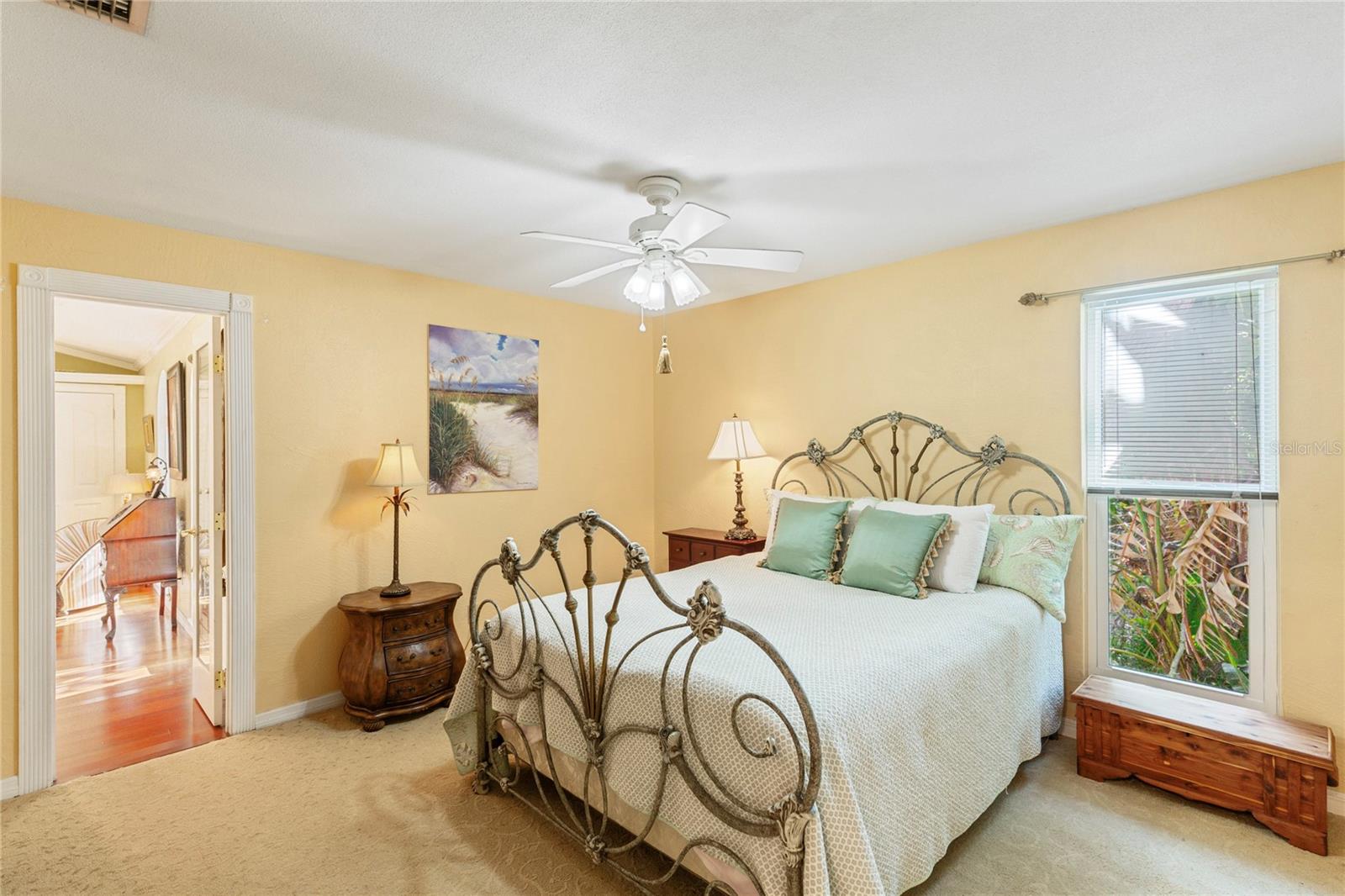 Image 16 of 31 For 420 Hanby Street