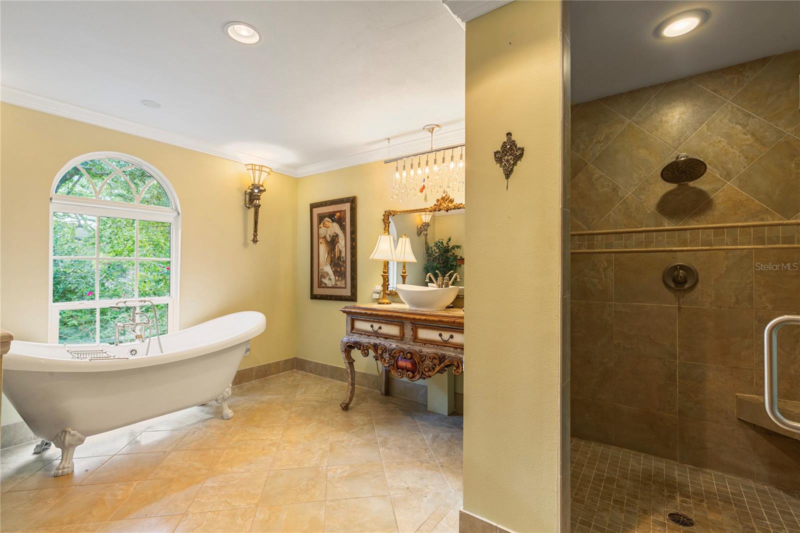 Image 20 of 31 For 420 Hanby Street