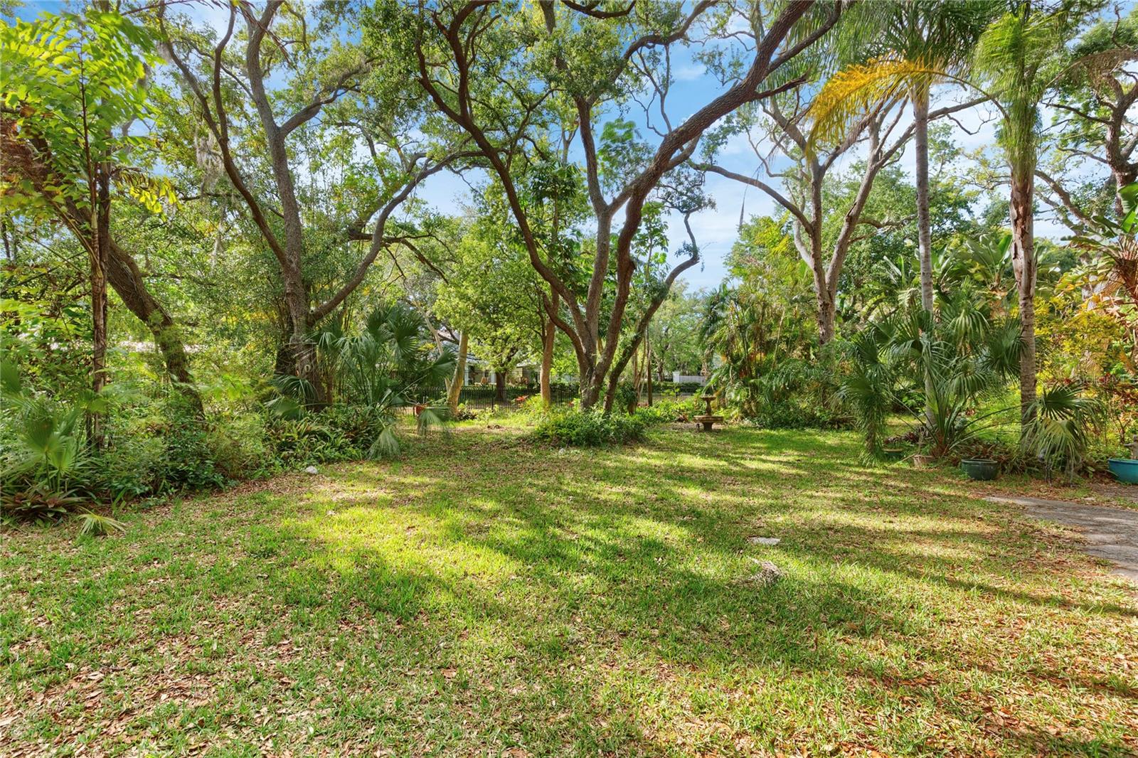 Image 28 of 31 For 420 Hanby Street