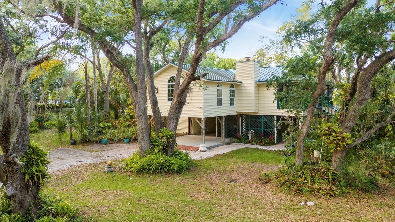 Image 3 of 31 For 420 Hanby Street