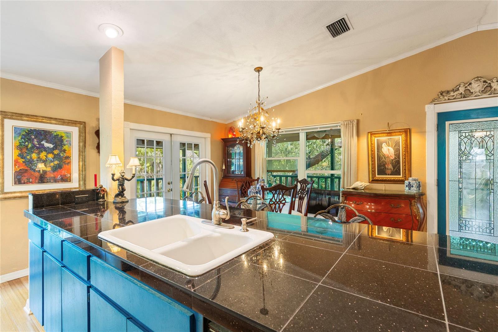 Image 7 of 31 For 420 Hanby Street