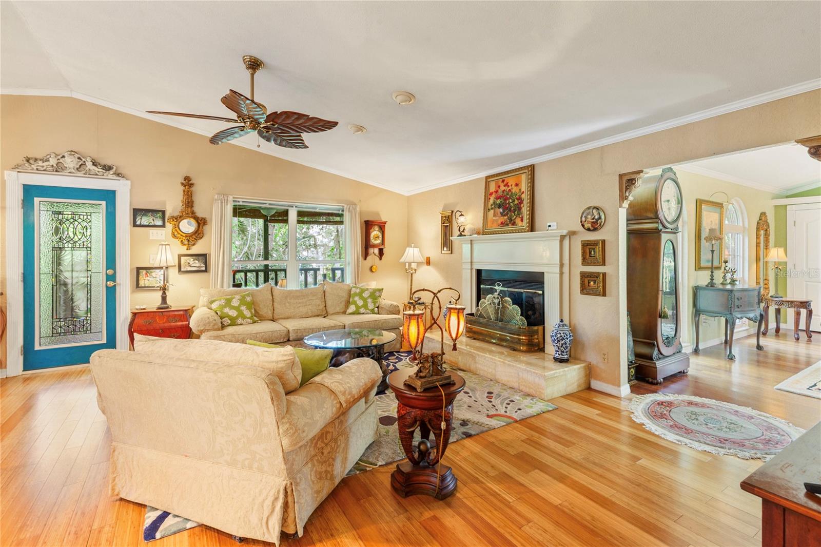 Image 9 of 31 For 420 Hanby Street