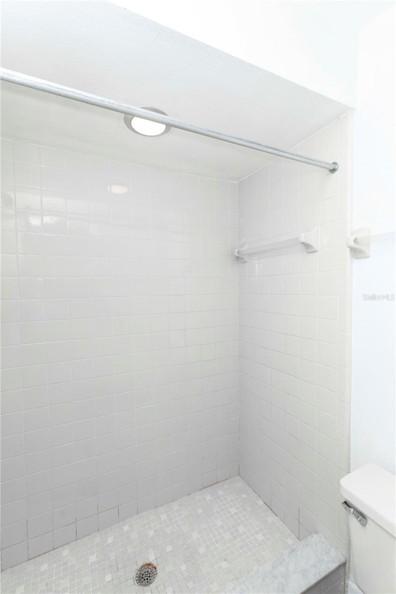 Image 16 of 24 For 11736 Rolling Pine Lane