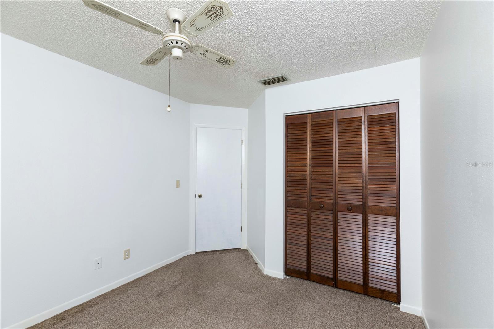 Image 6 of 24 For 11736 Rolling Pine Lane