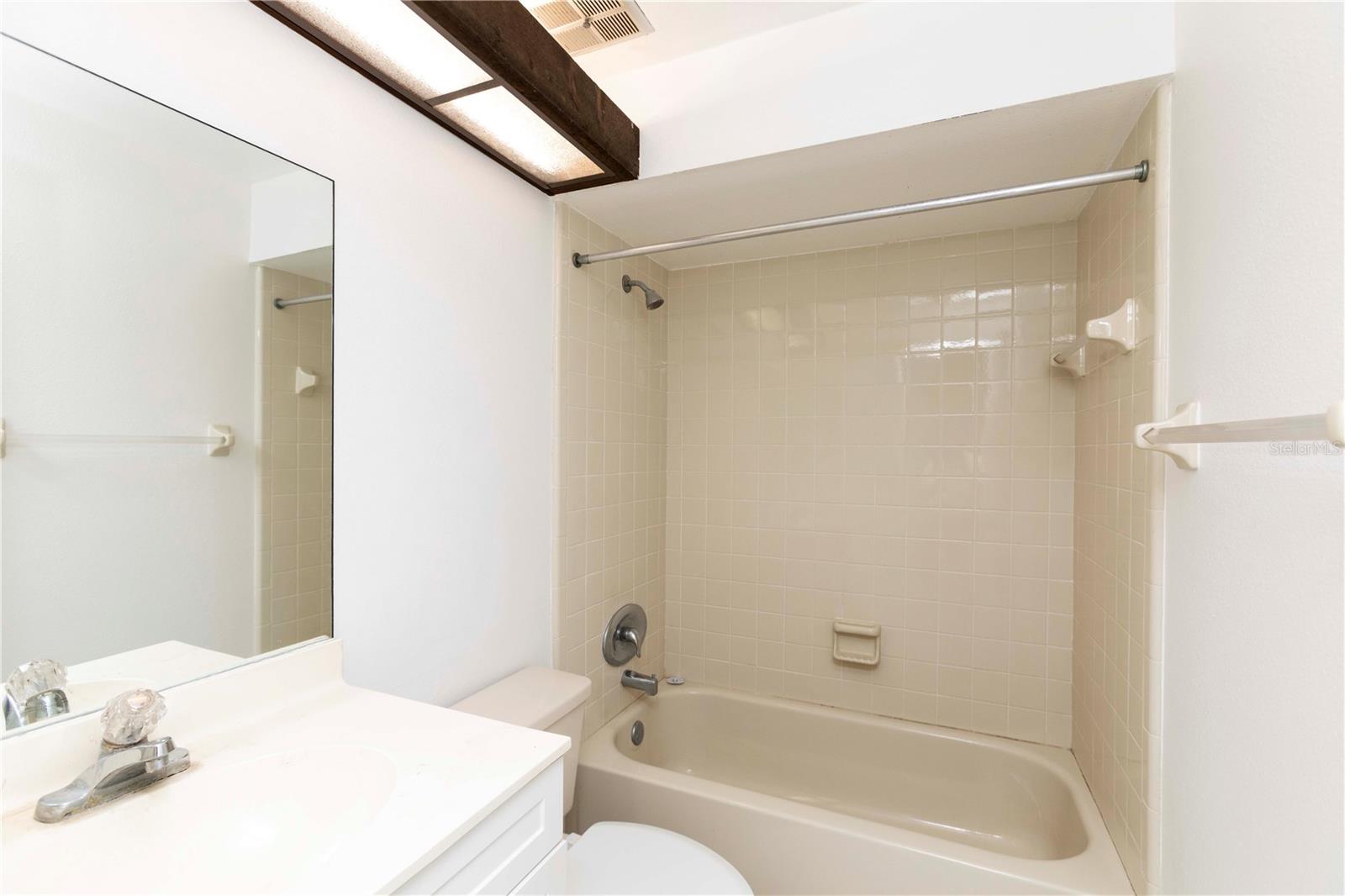 Image 7 of 24 For 11736 Rolling Pine Lane