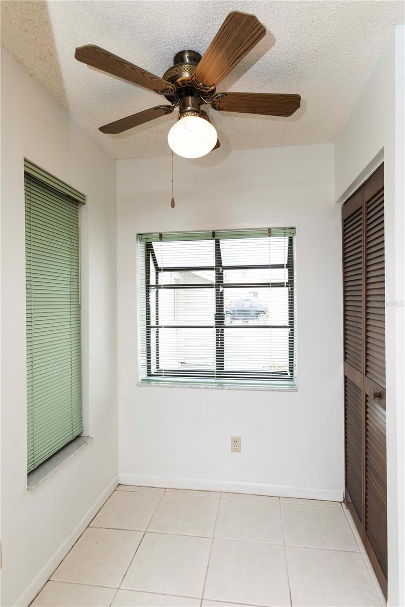 Image 8 of 24 For 11736 Rolling Pine Lane