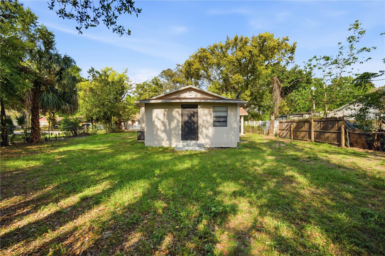 Image 20 of 23 For 10019 Jasmine Avenue