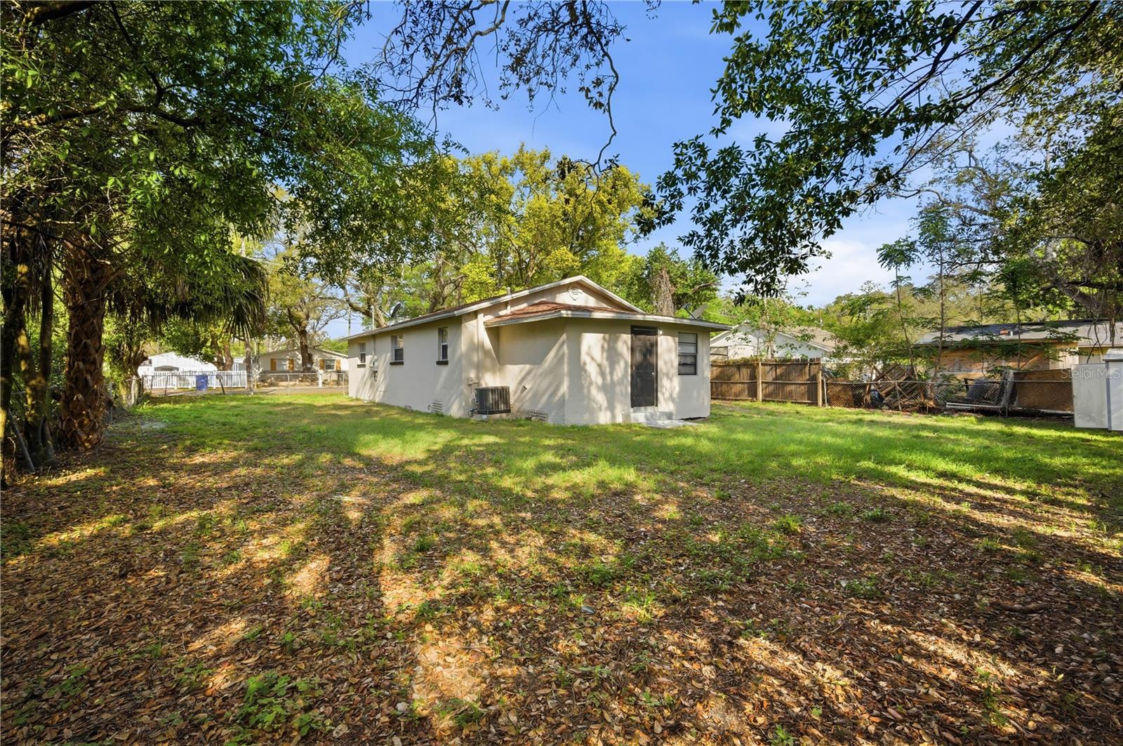 Image 21 of 23 For 10019 Jasmine Avenue