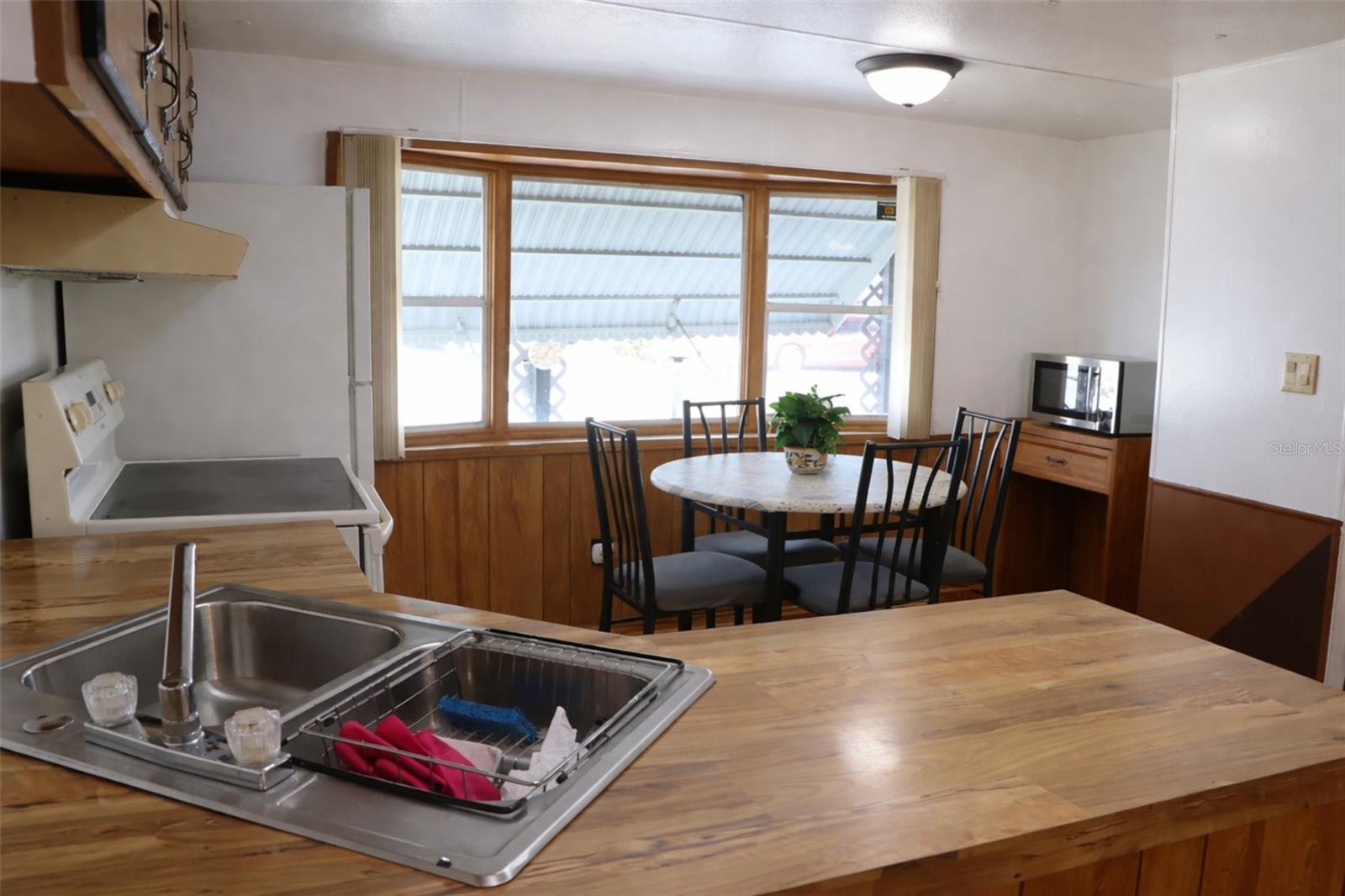 Image 3 of 12 For 5318 Astrid Drive