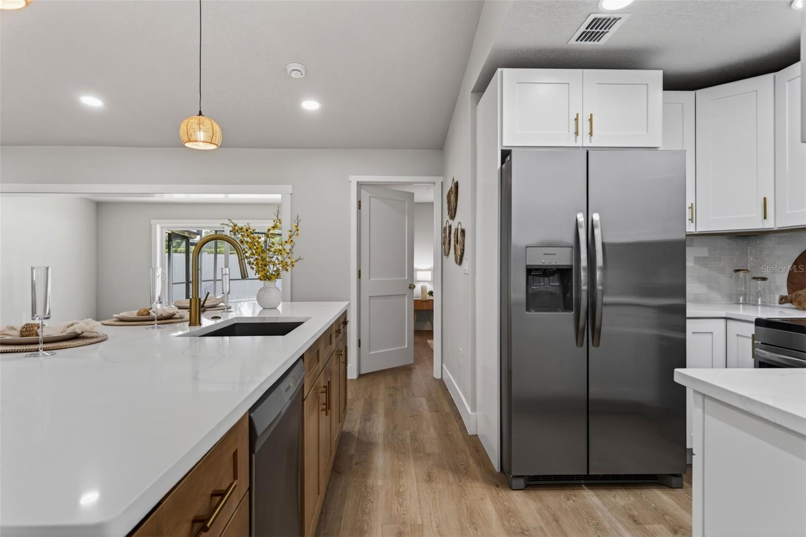 Image 26 of 83 For 7833 Bristol Court