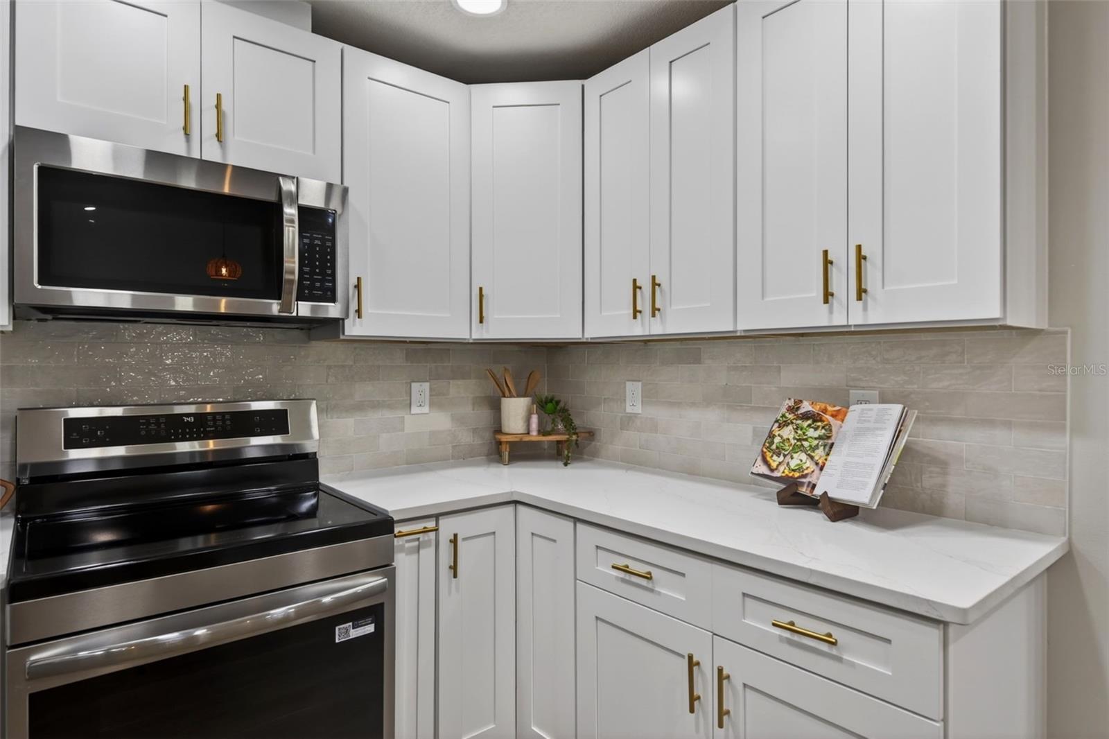 Image 29 of 83 For 7833 Bristol Court