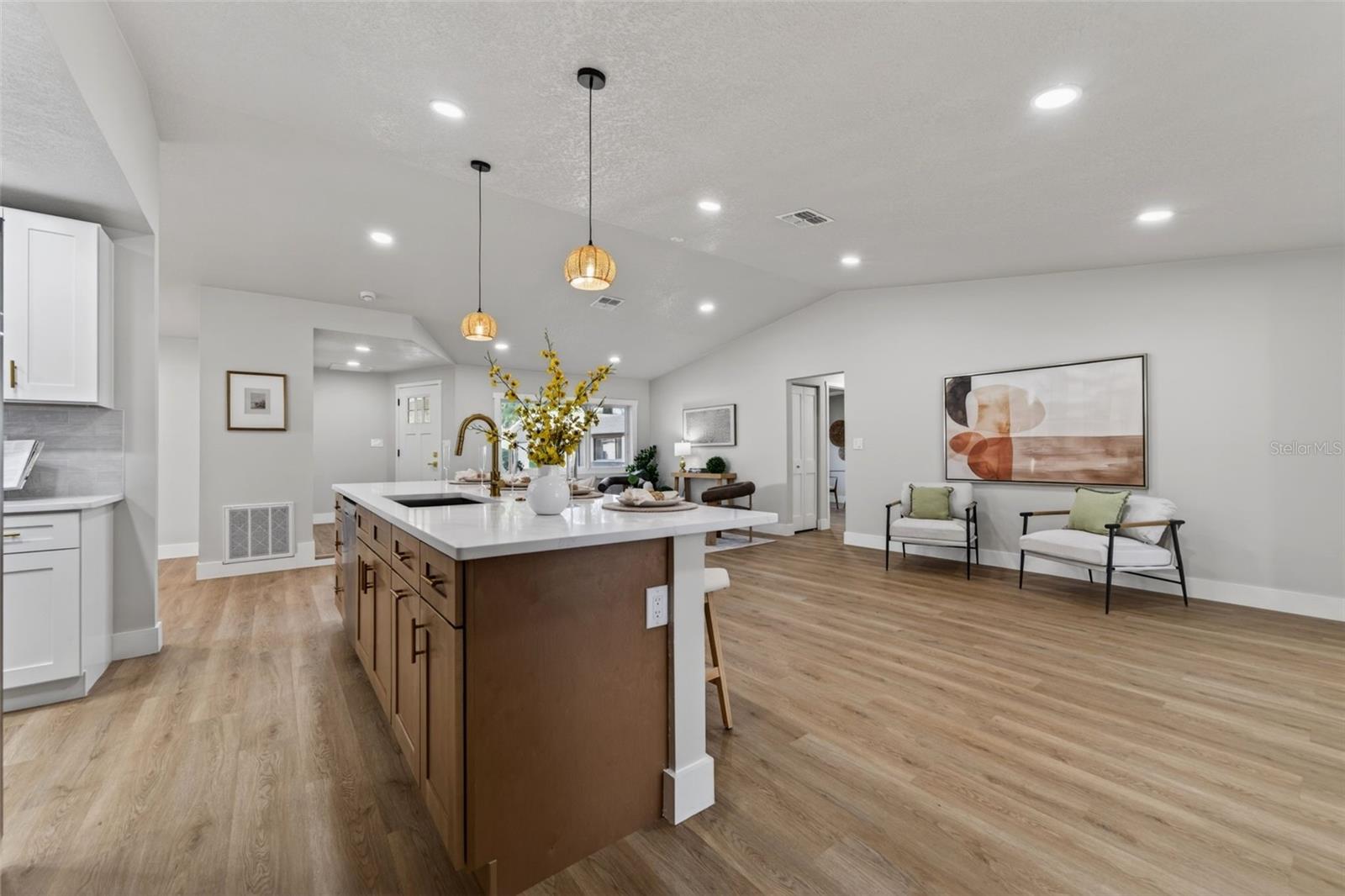 Image 31 of 83 For 7833 Bristol Court