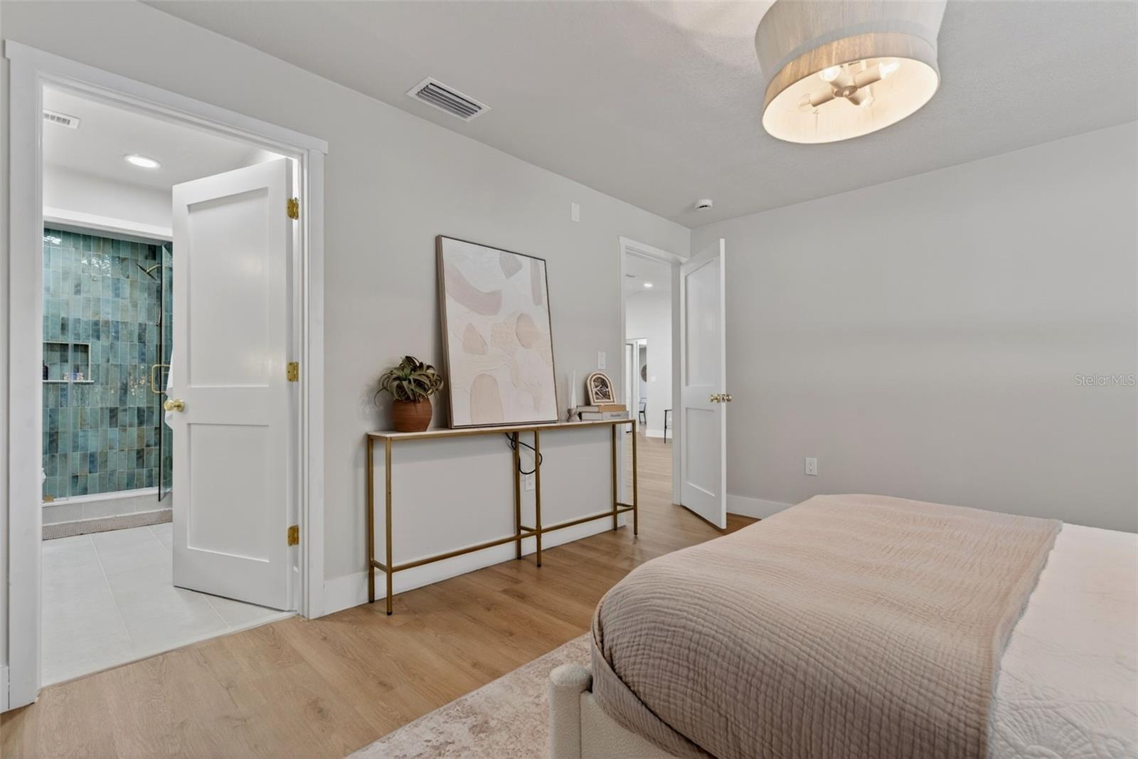 Image 40 of 83 For 7833 Bristol Court