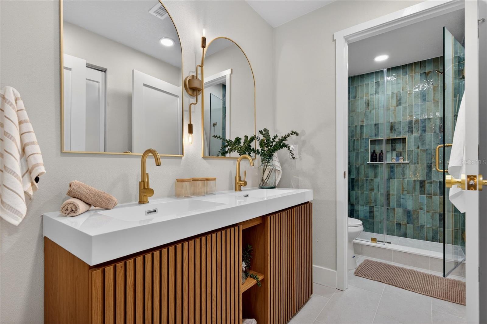 Image 41 of 83 For 7833 Bristol Court