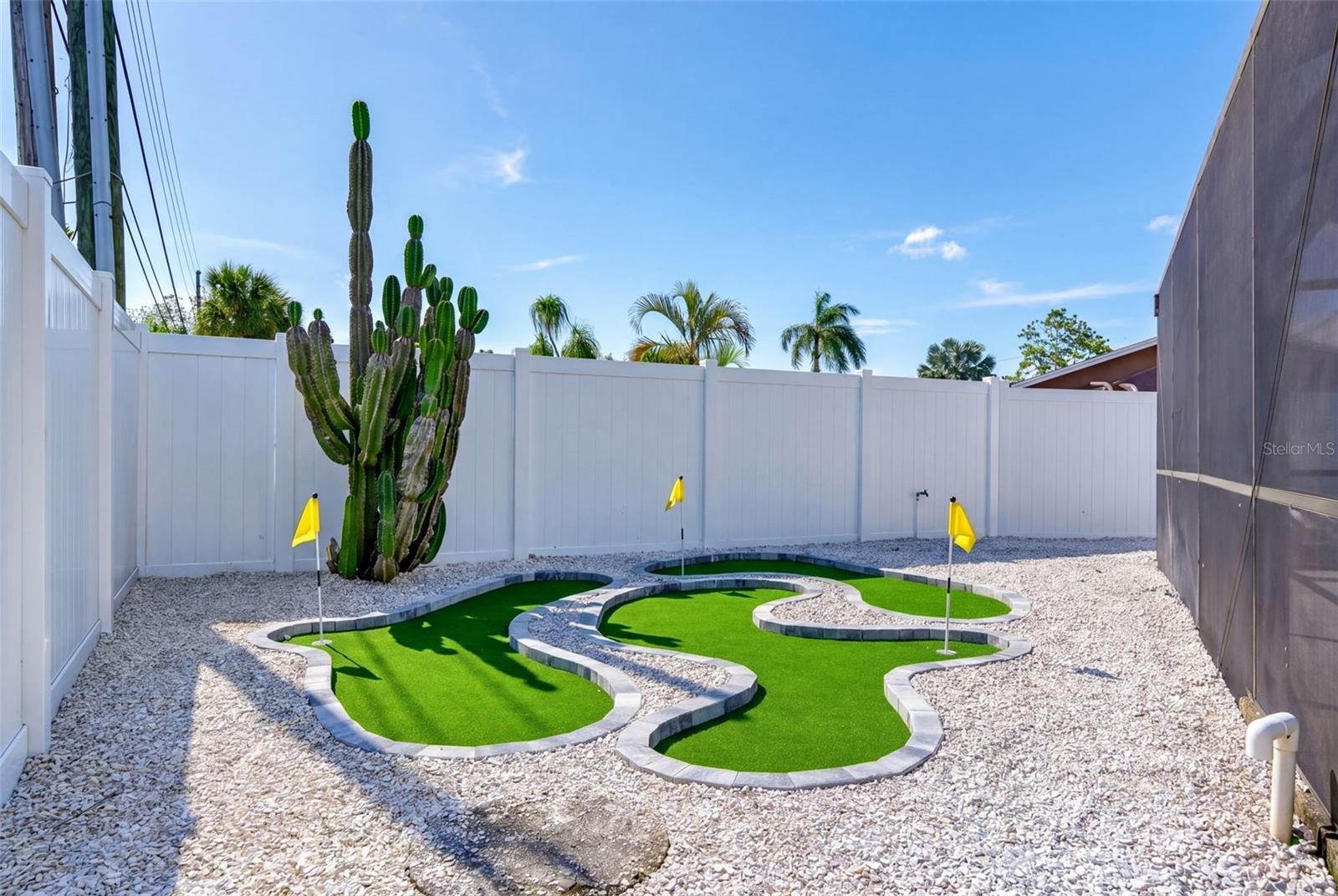 Image 70 of 83 For 7833 Bristol Court