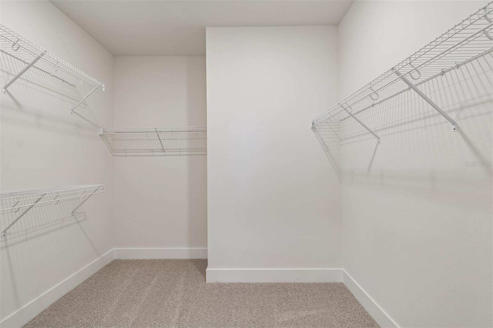 Image 22 of 39 For 10720 Oak Bend Drive