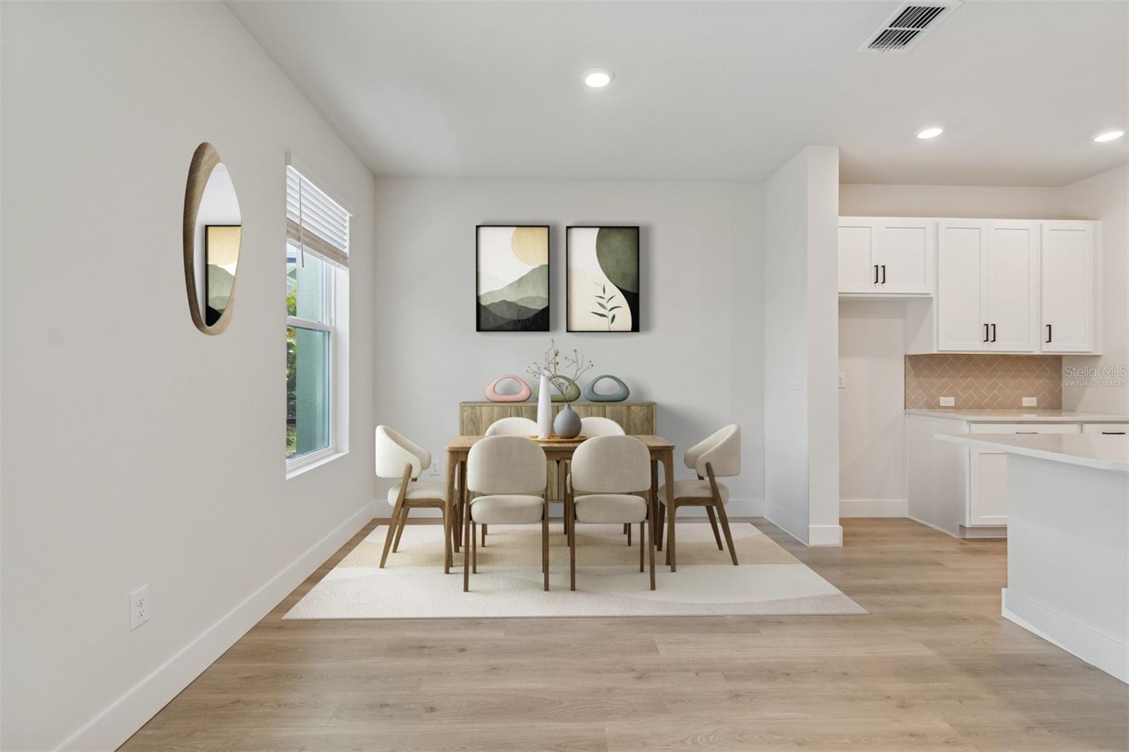 Image 9 of 39 For 10720 Oak Bend Drive