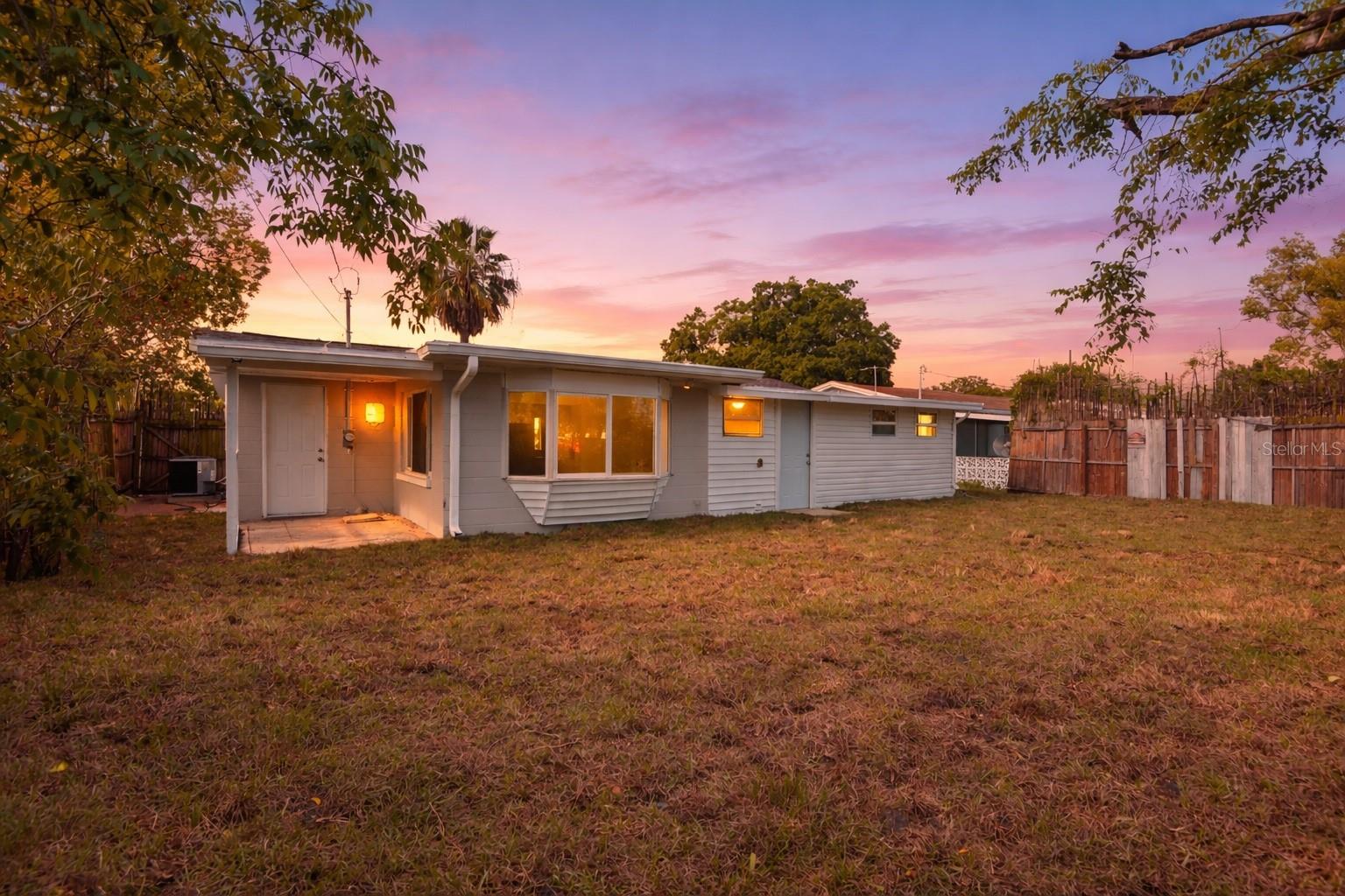 Image 18 of 20 For 4711 Beacon Hill Drive