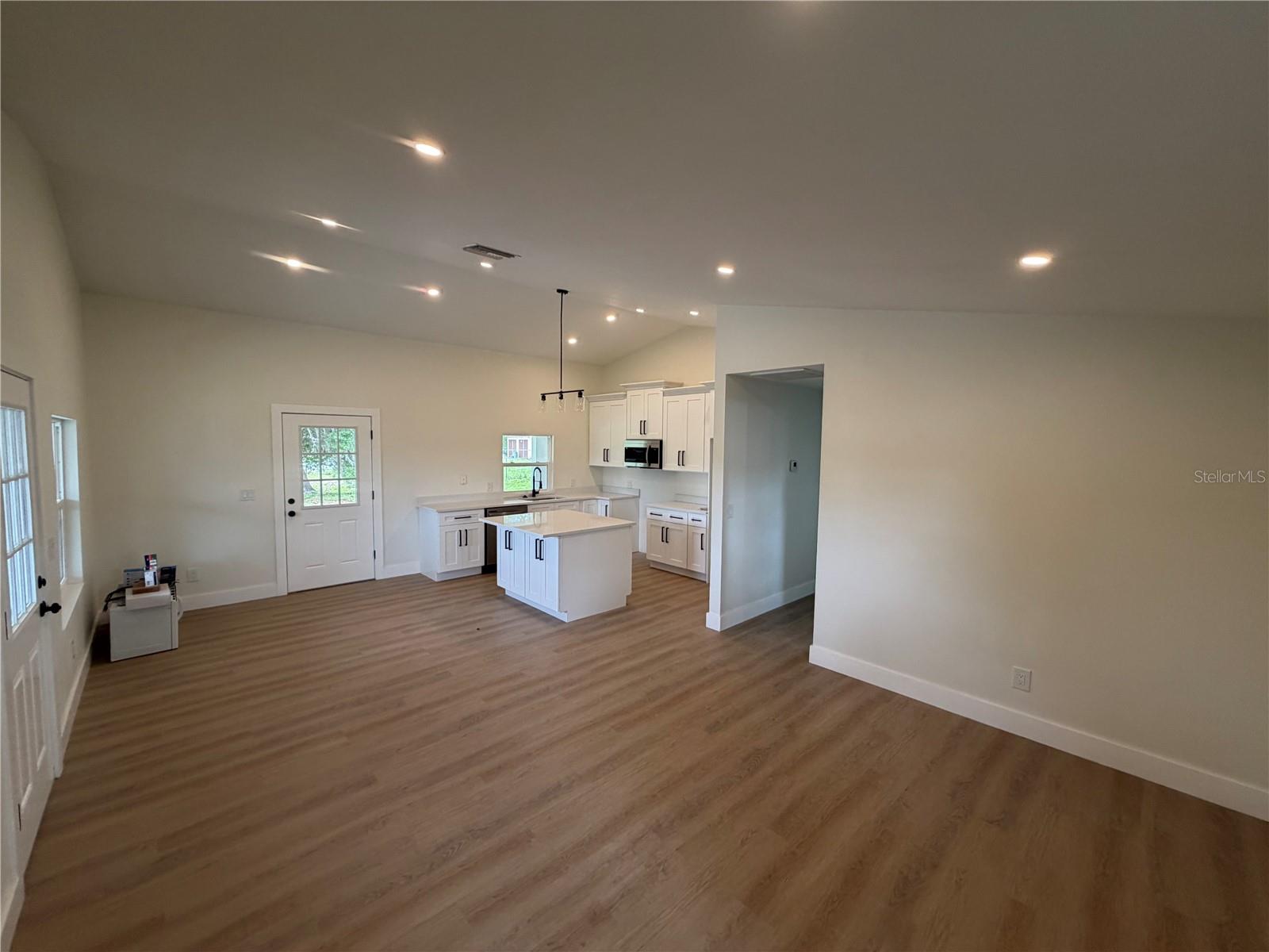 Image 2 of 22 For 17936 State Road 52