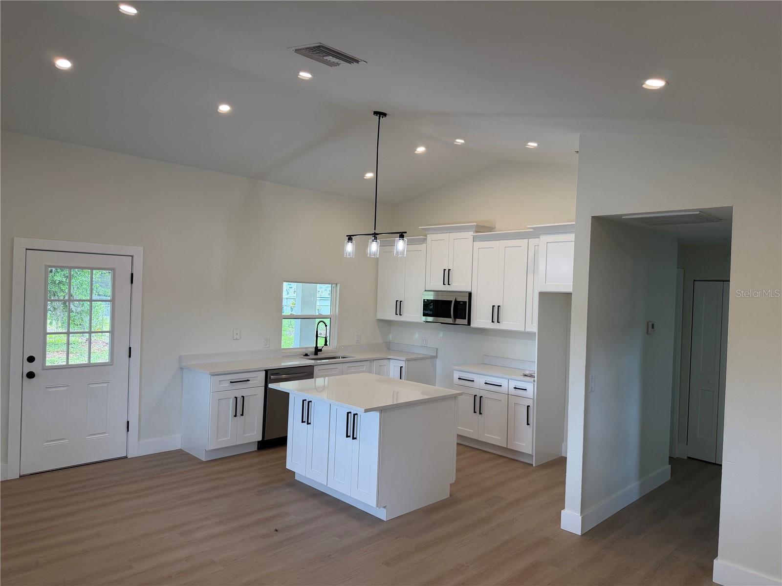 Image 4 of 22 For 17936 State Road 52