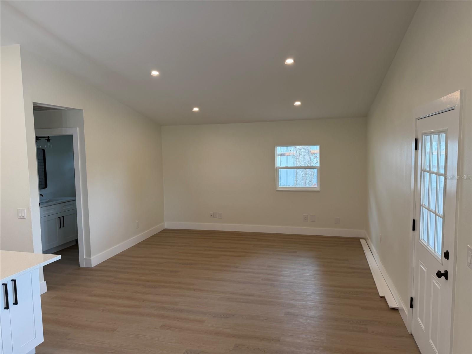 Image 6 of 22 For 17936 State Road 52