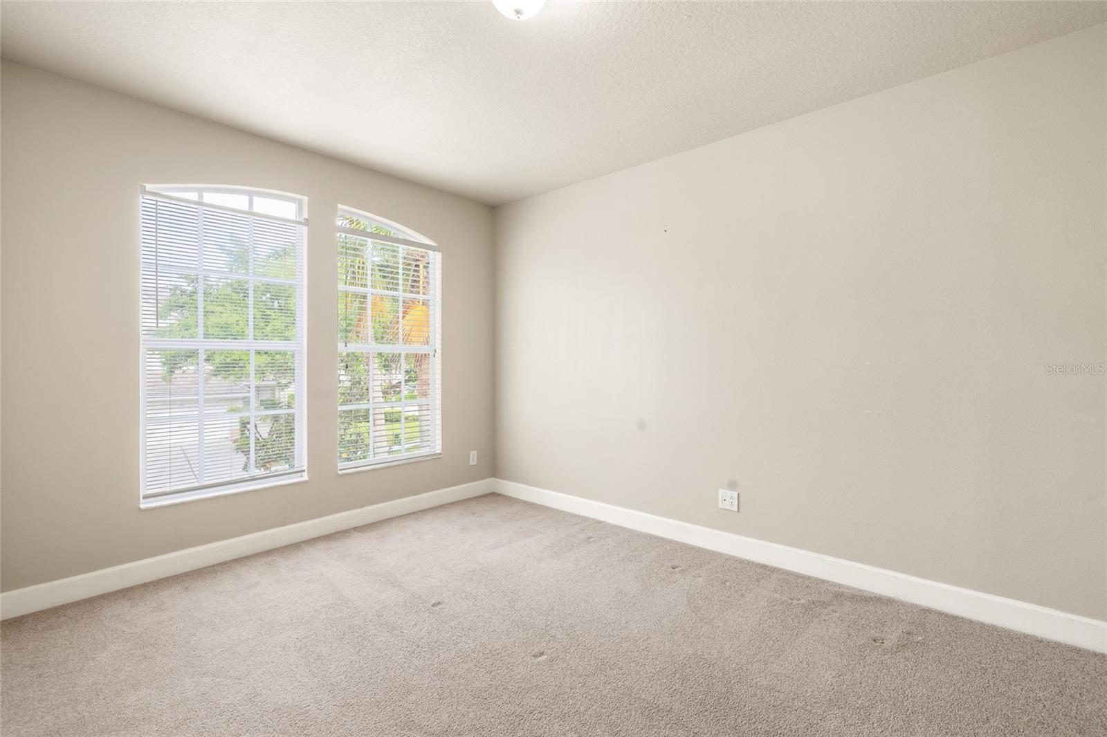 Image 29 of 52 For 14543 Mirabelle Vista Circle