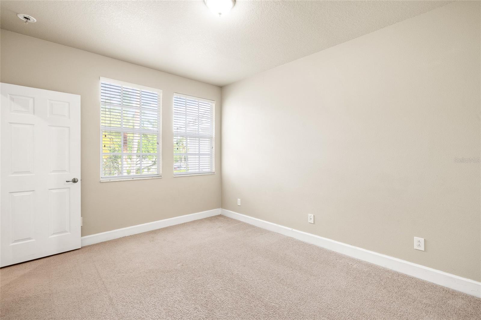 Image 34 of 52 For 14543 Mirabelle Vista Circle