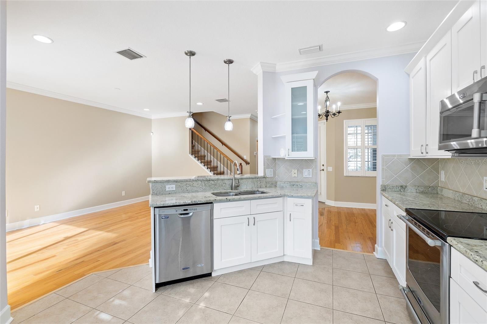 Image 7 of 52 For 14543 Mirabelle Vista Circle