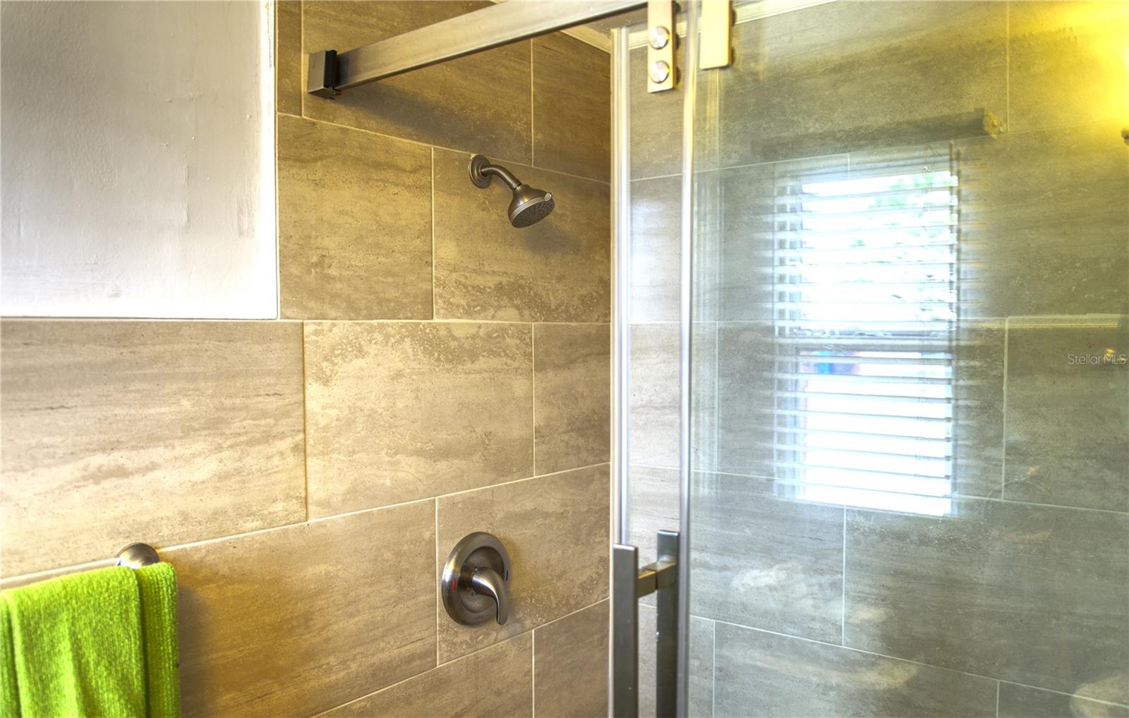 Listing photo id 14 for 4530 Idlewild Avenue