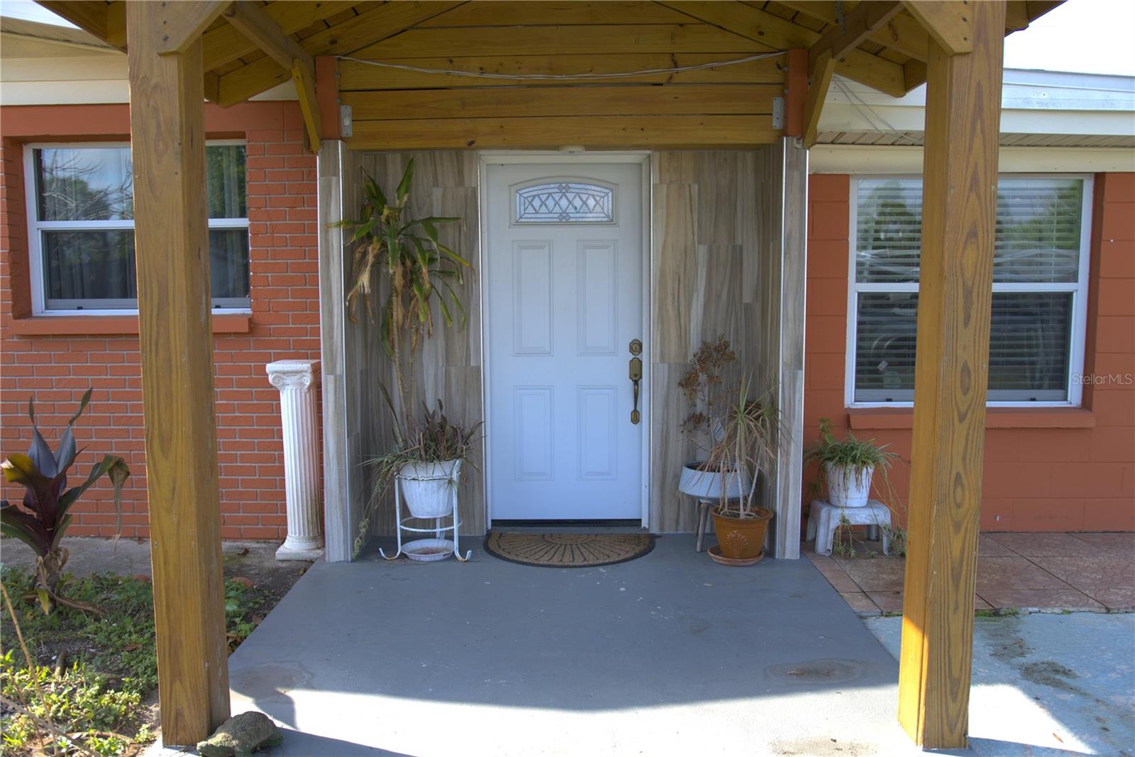 Listing photo id 1 for 4530 Idlewild Avenue