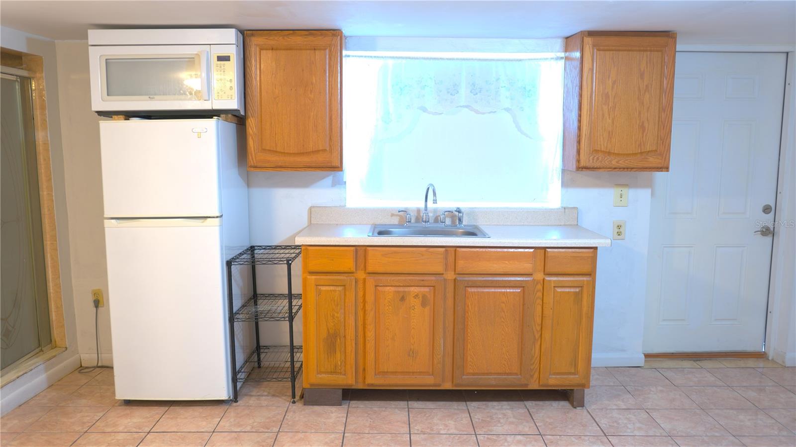 Listing photo id 35 for 4530 Idlewild Avenue