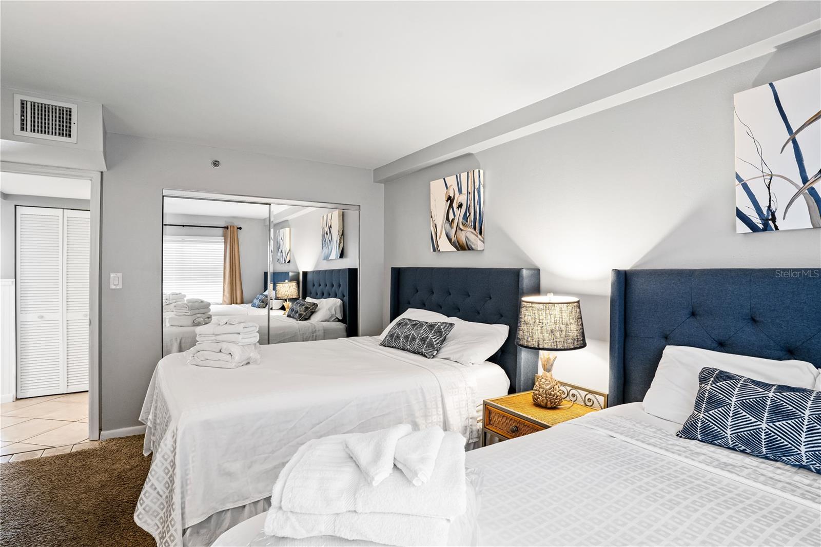 Listing photo id 18 for 20000 Gulf Boulevard 305