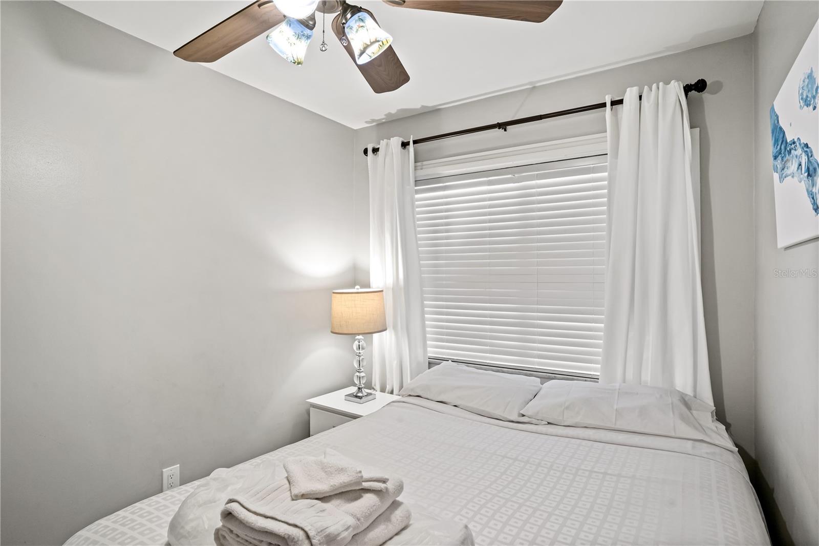 Listing photo id 21 for 20000 Gulf Boulevard 305