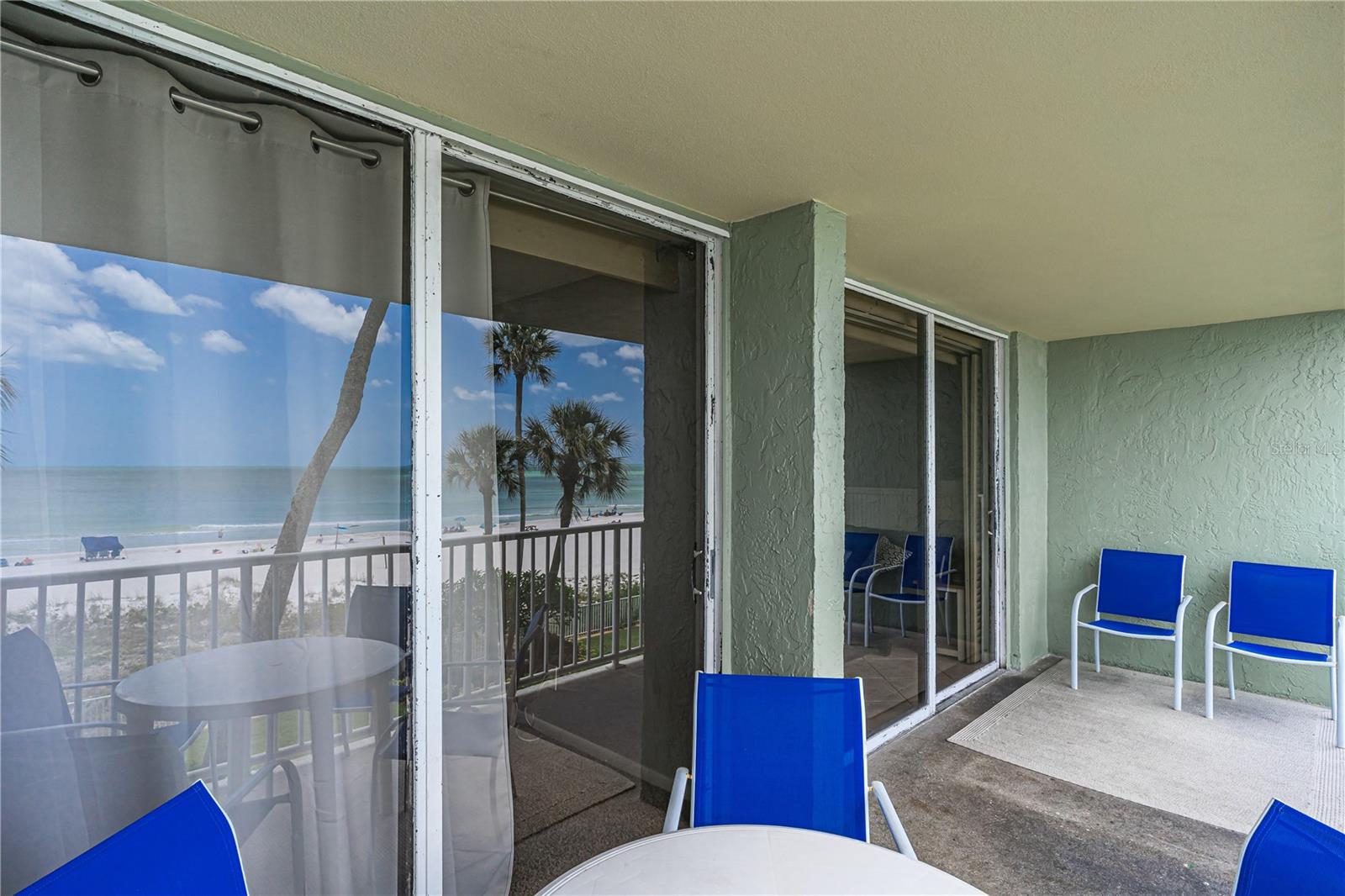 Listing photo id 32 for 20000 Gulf Boulevard 305