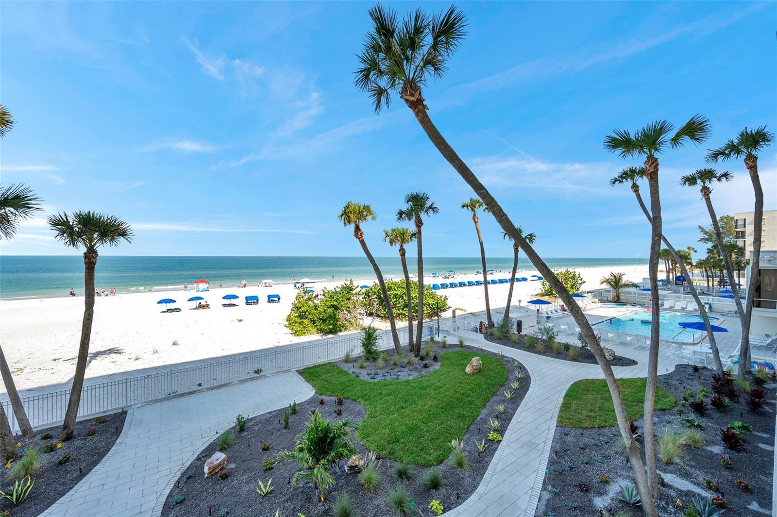 Listing photo id 35 for 20000 Gulf Boulevard 305
