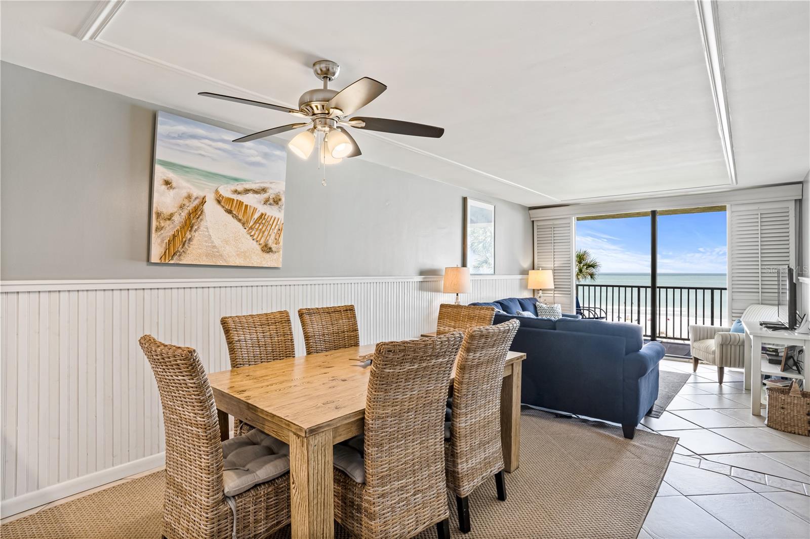 Listing photo id 4 for 20000 Gulf Boulevard 305