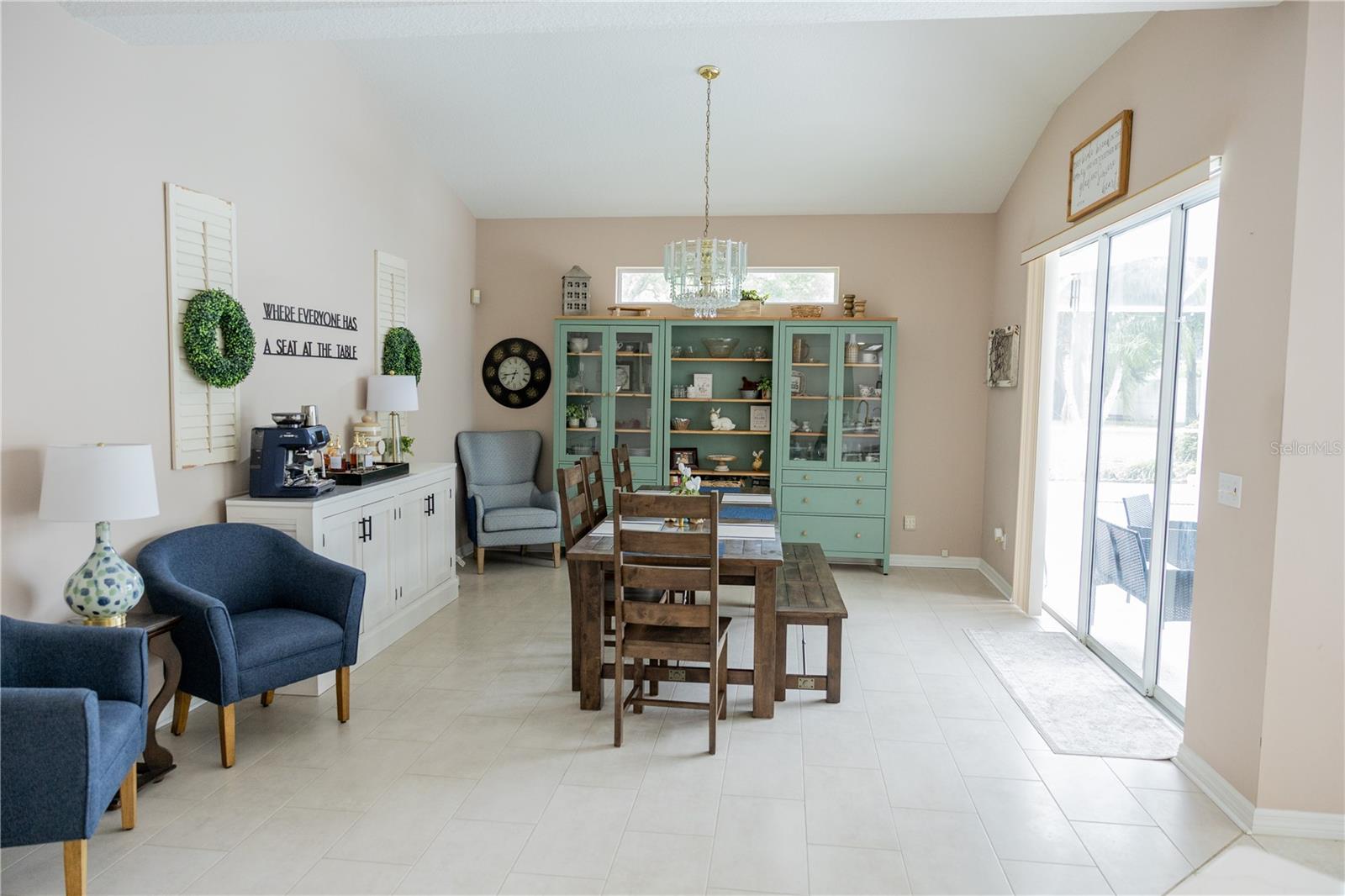 Image 11 of 59 For 6305 Queensway Drive