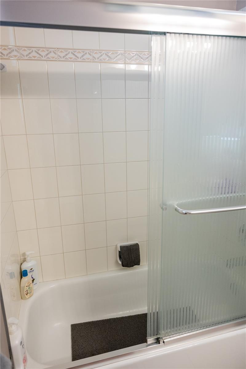 Image 23 of 59 For 6305 Queensway Drive