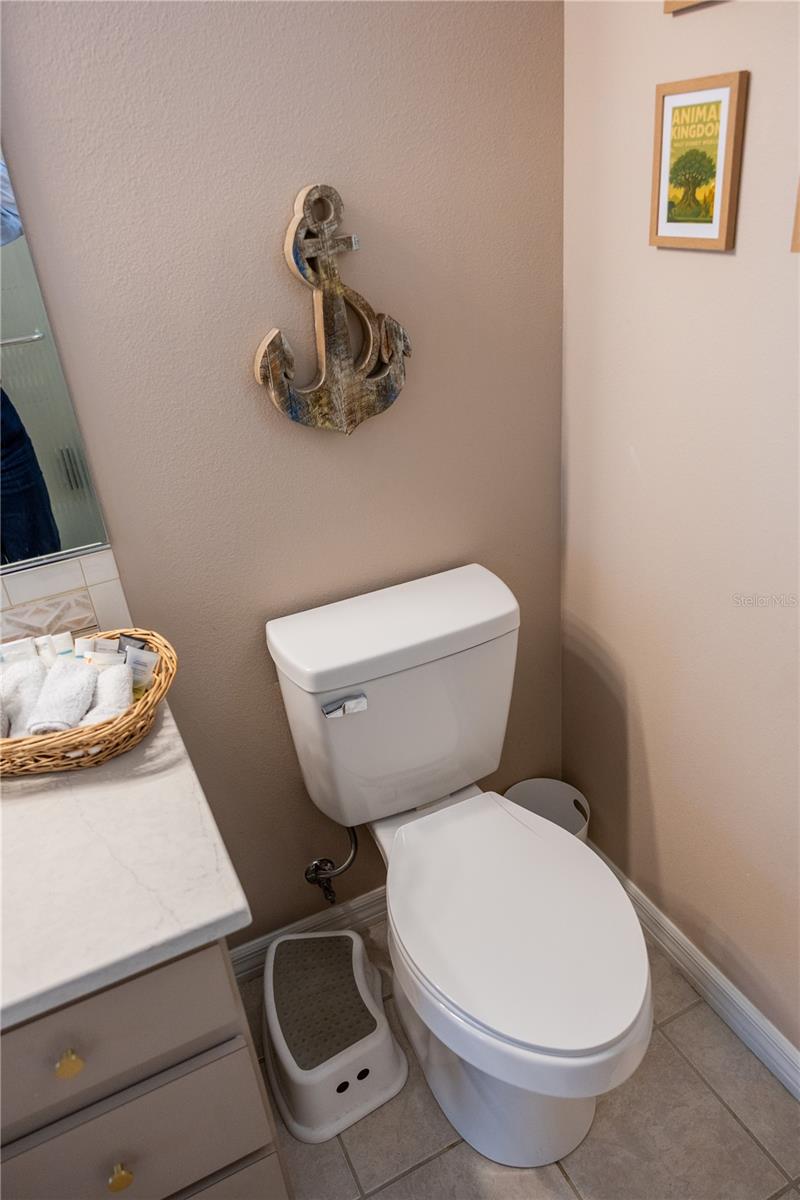 Image 24 of 59 For 6305 Queensway Drive