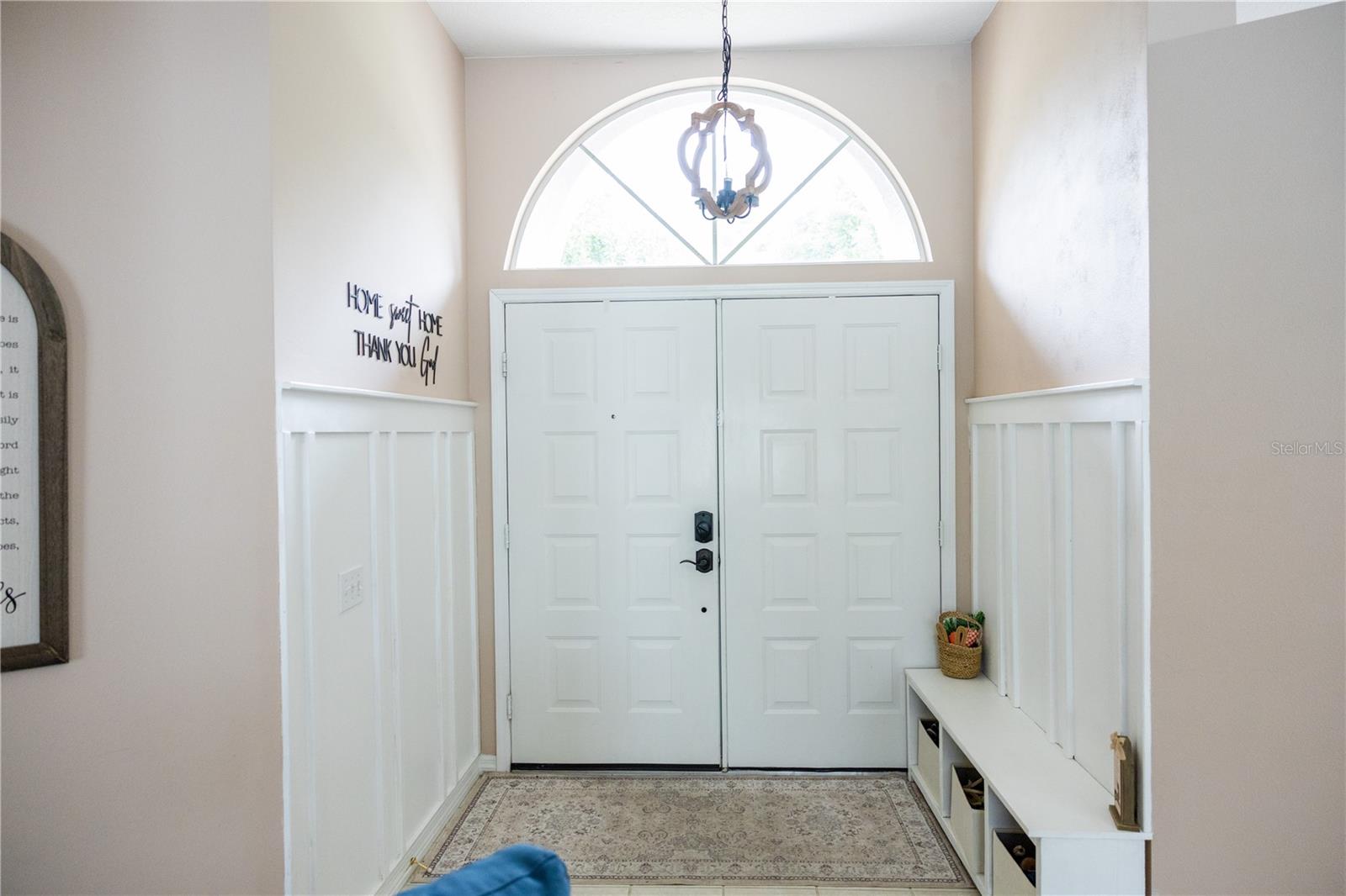 Image 36 of 59 For 6305 Queensway Drive