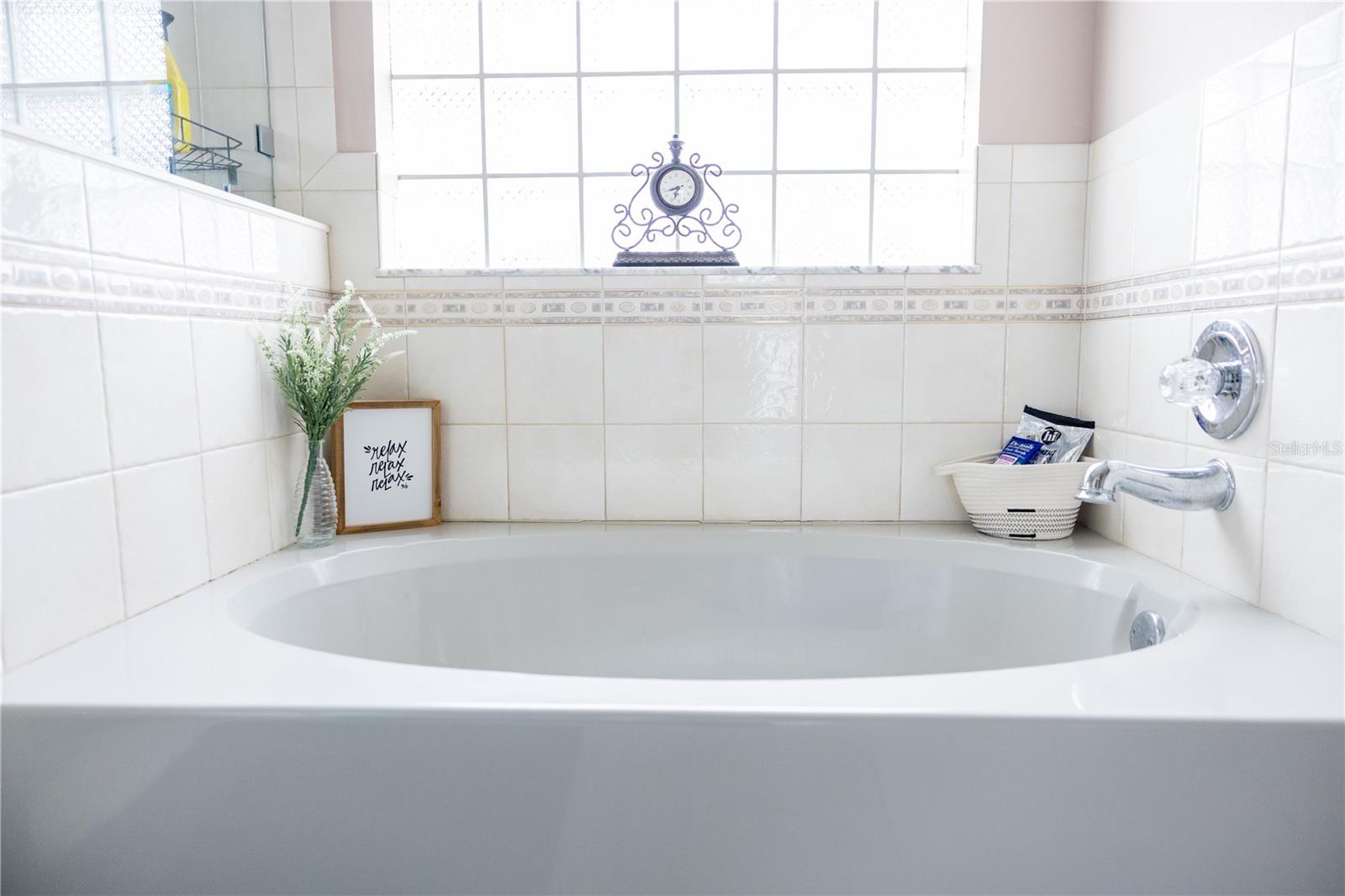 Image 44 of 59 For 6305 Queensway Drive