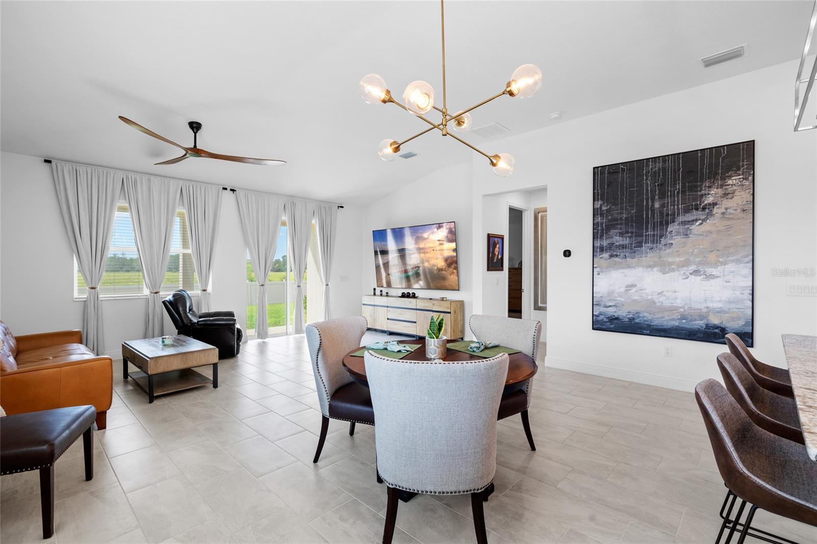 Image 10 of 40 For 6359 Burning Opal Bend