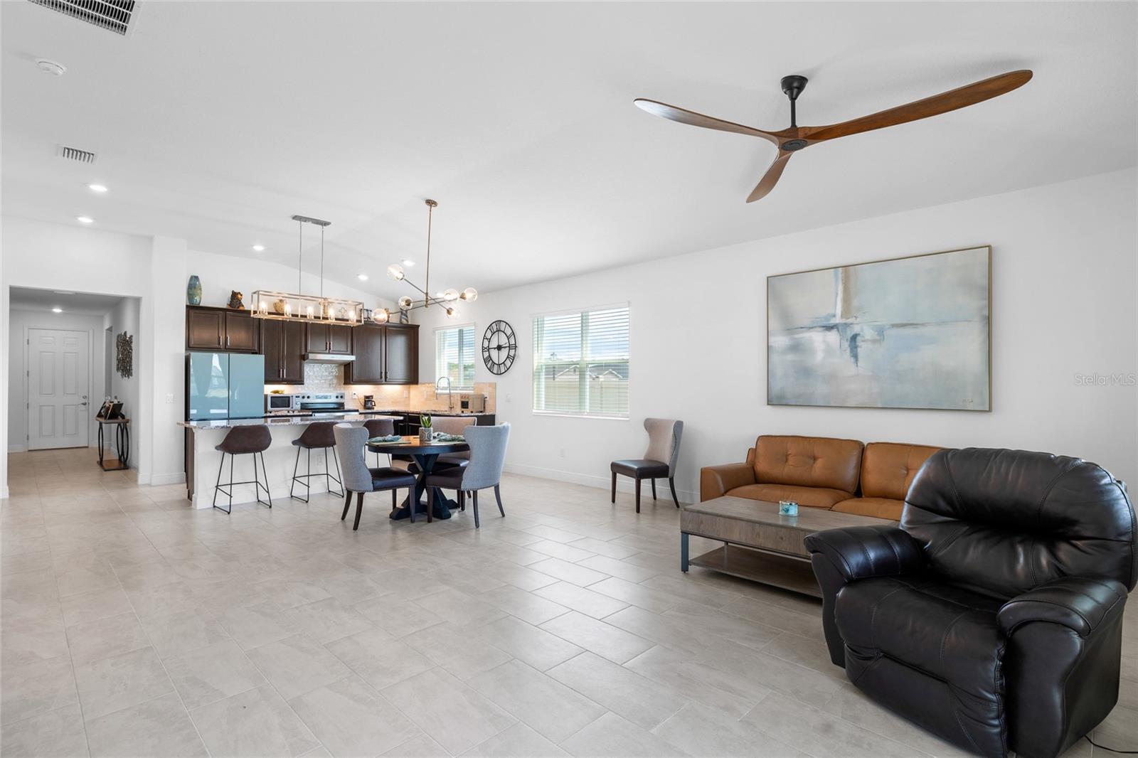 Image 11 of 40 For 6359 Burning Opal Bend