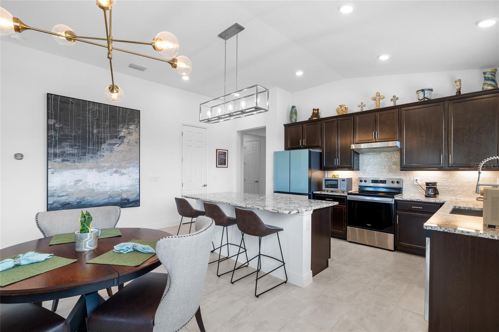 Image 15 of 40 For 6359 Burning Opal Bend