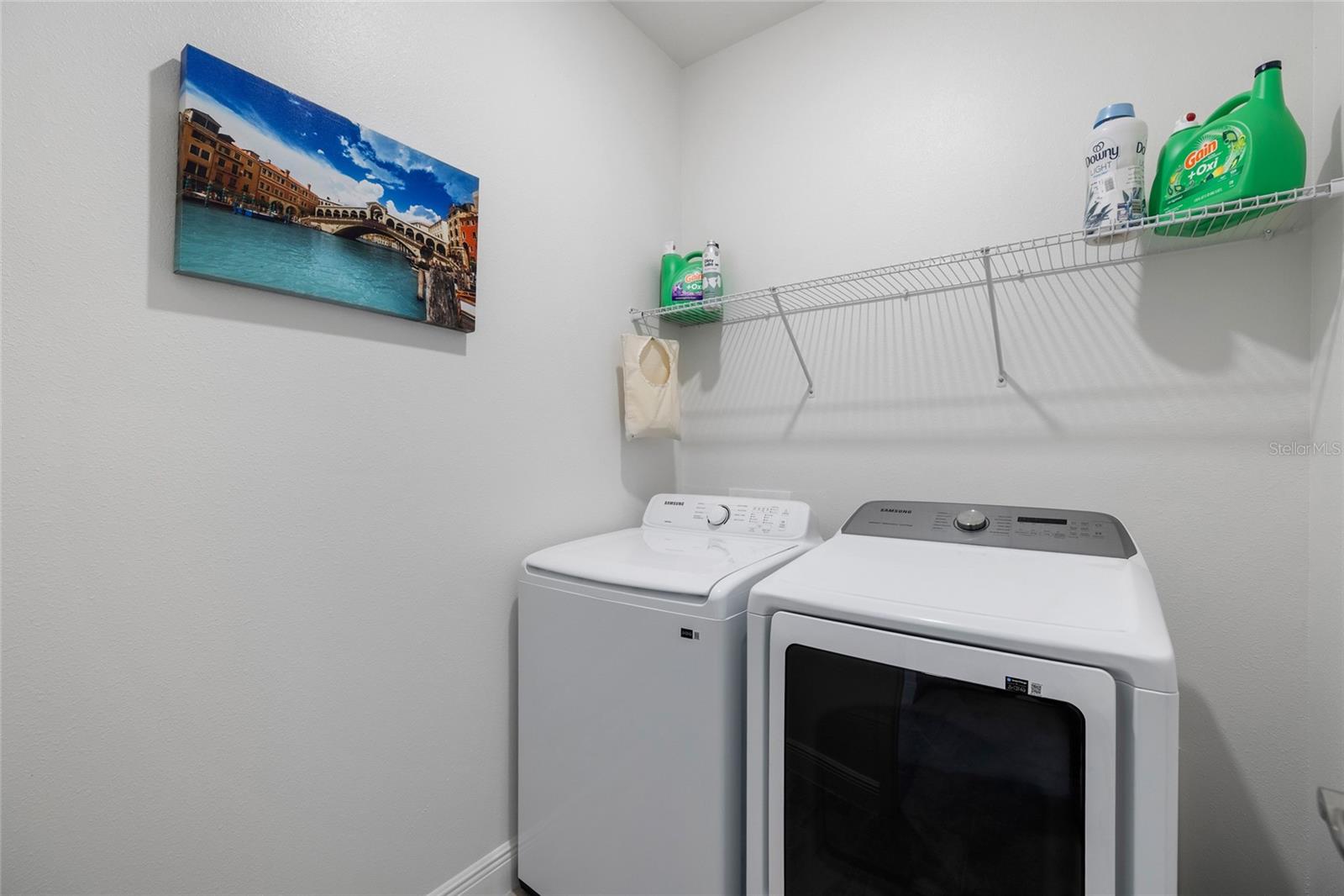 Image 18 of 40 For 6359 Burning Opal Bend