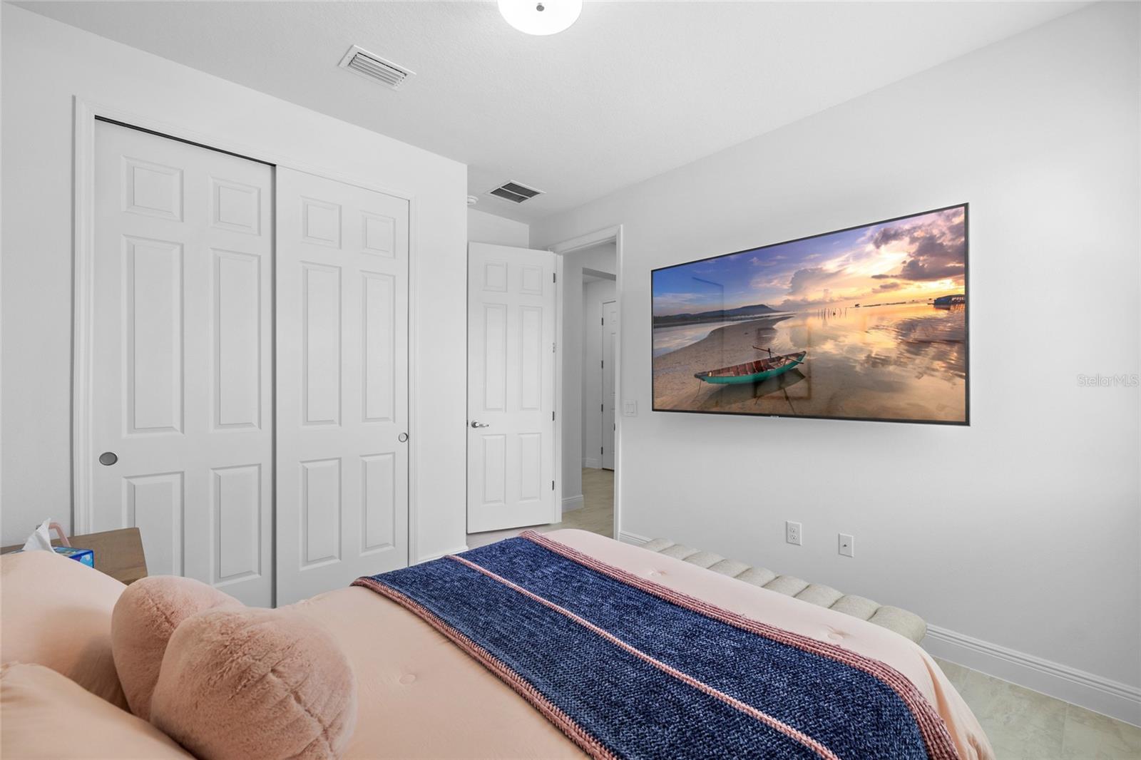 Image 29 of 40 For 6359 Burning Opal Bend