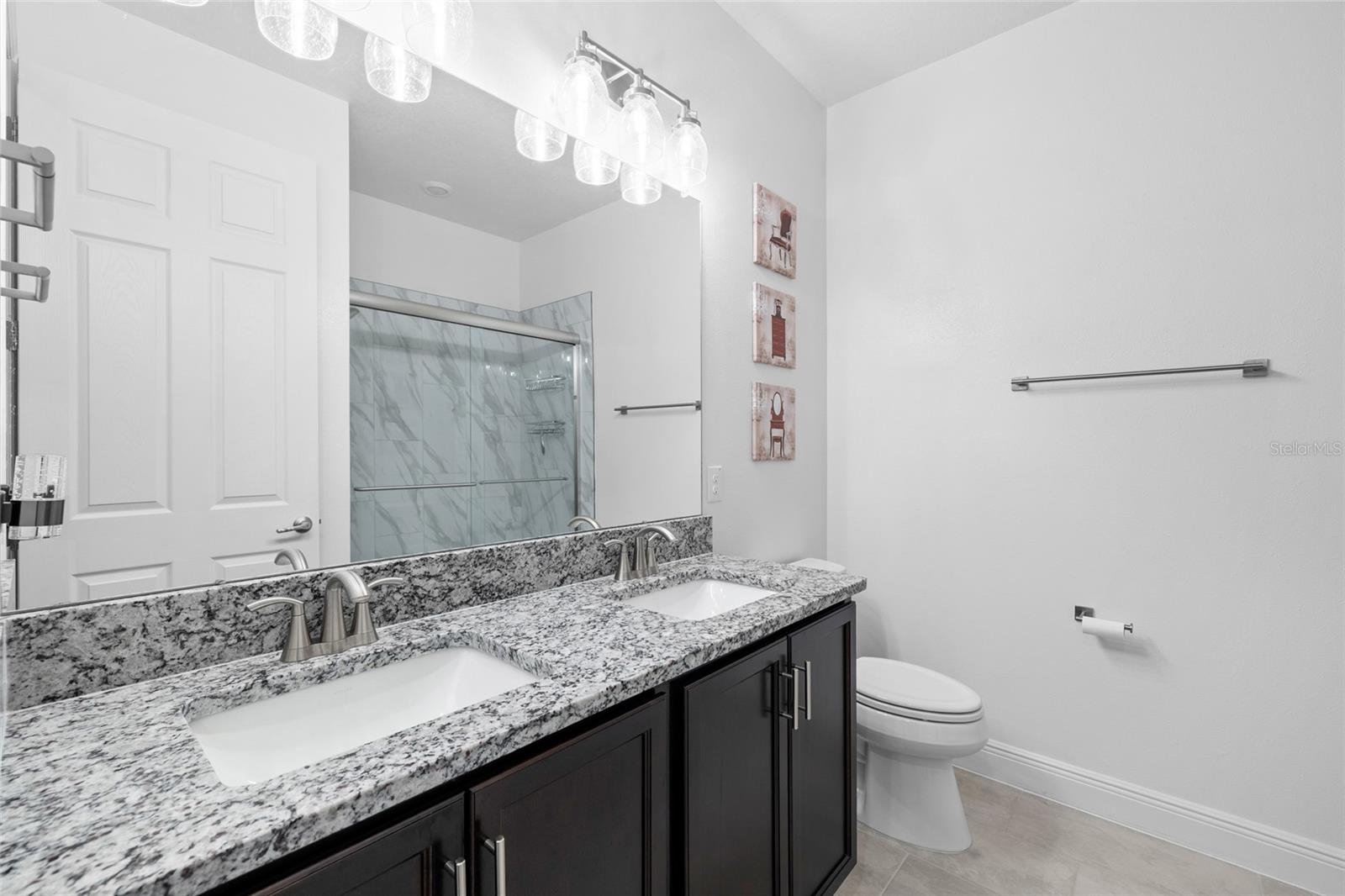 Image 34 of 40 For 6359 Burning Opal Bend