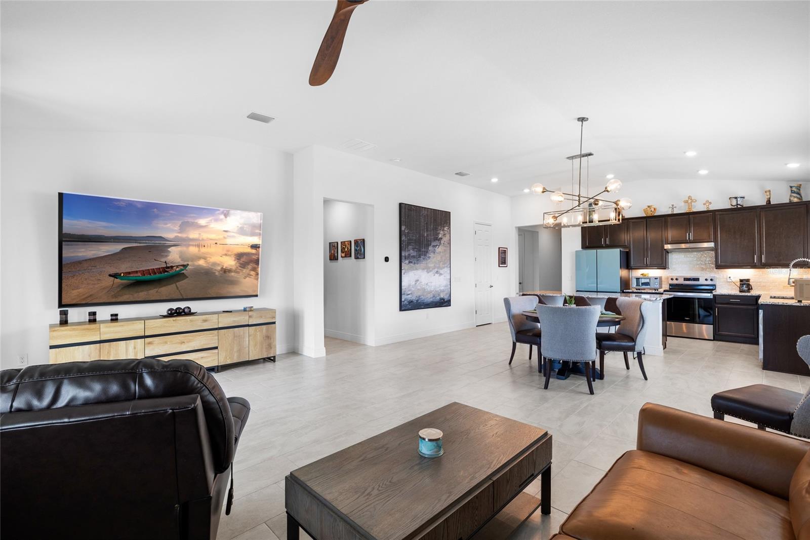 Image 9 of 40 For 6359 Burning Opal Bend