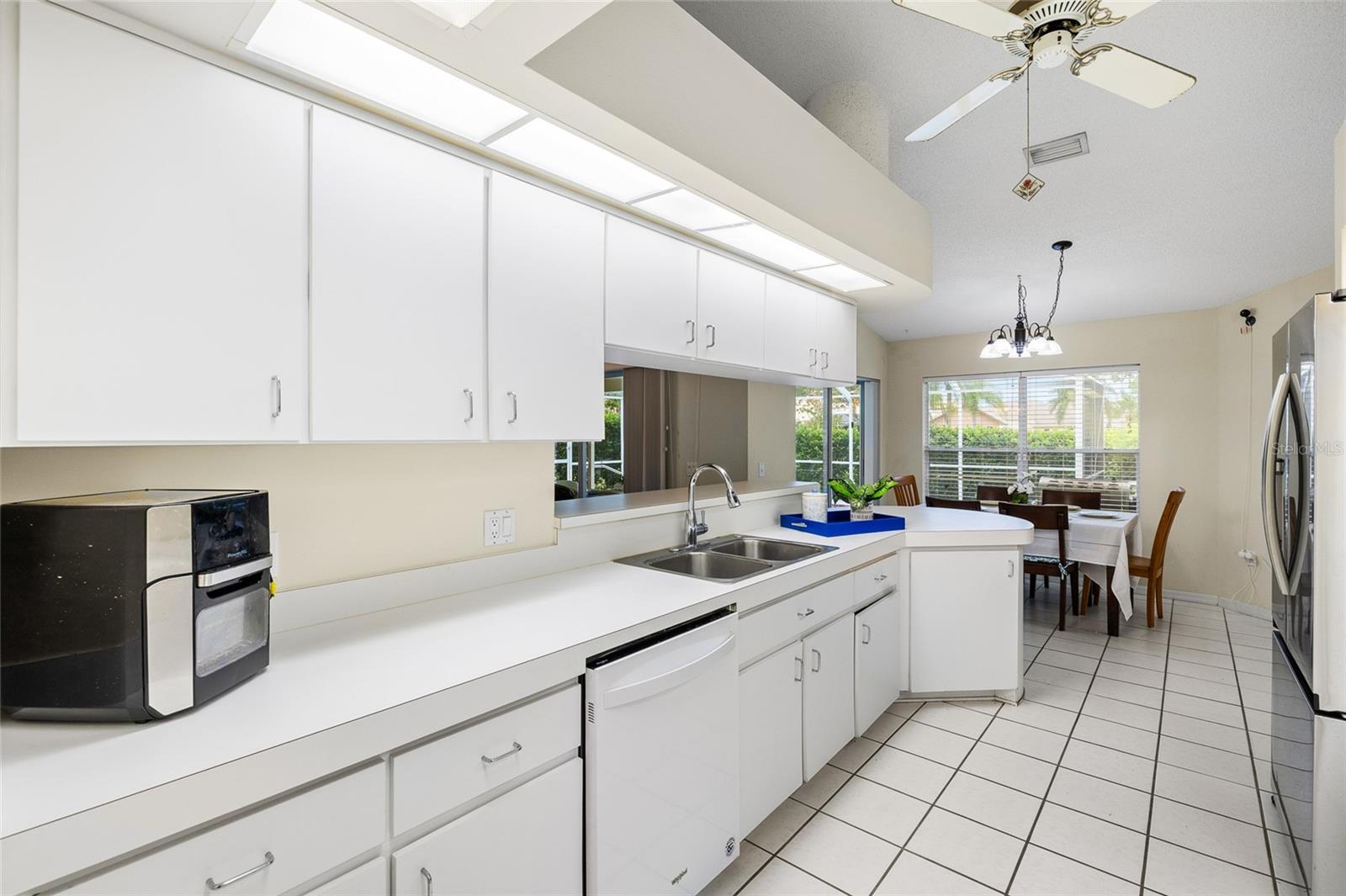 Image 16 of 45 For 1442 Kinsmere Drive