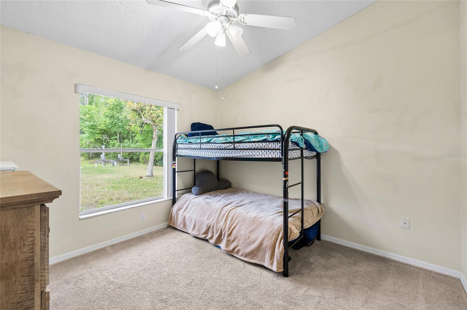 Image 24 of 45 For 1442 Kinsmere Drive